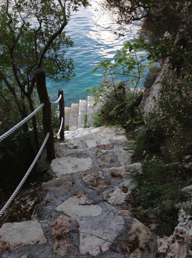 The View **** Leilighet Račišće Eksteriør bilde